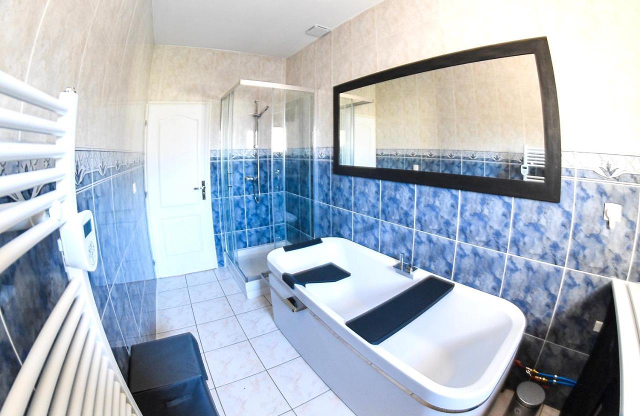 Spacieux T5, Terrasse, Proche Centre,Parking Prive Perpignan Exterior photo